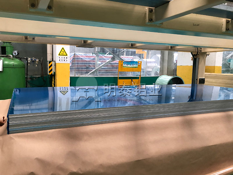 6061t6 國(guó)標(biāo)中厚鋁板 單面/雙面覆膜 附帶原廠質(zhì)保書